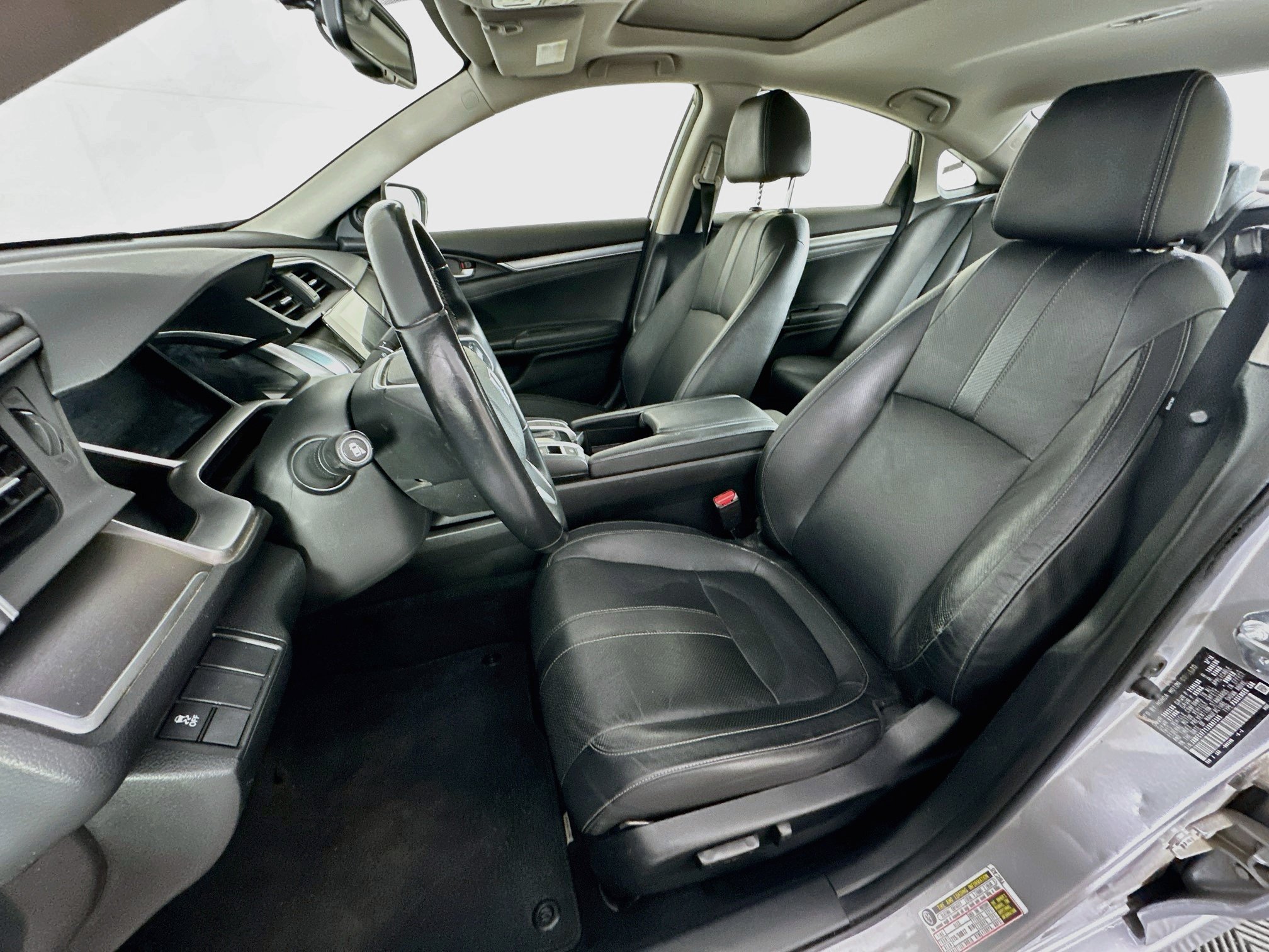 Used 2018 Honda Civic EX-L image 13