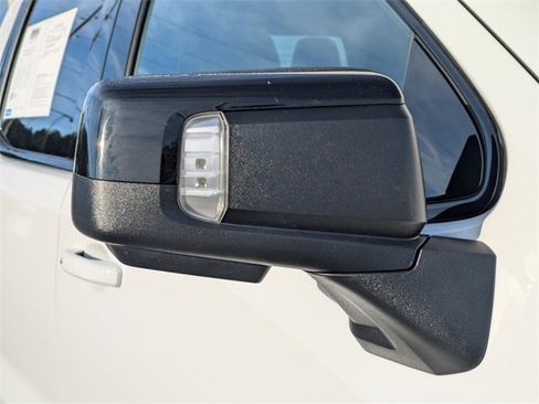 Used 2024 GMC Sierra 1500 AT4 w/ Technology Package image 13