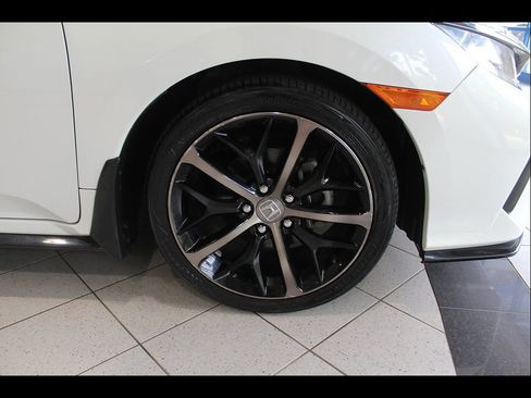 Used 2021 Honda Civic Sport image 10