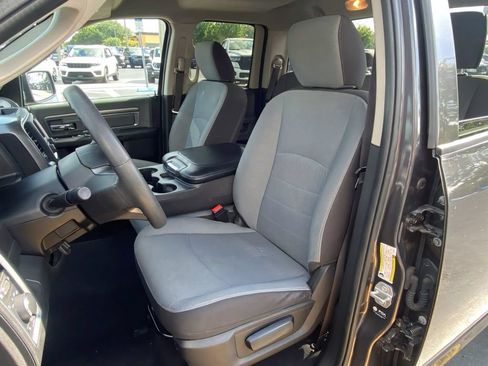 Used 2024 RAM 1500 Classic SLT AWD/4WD image 15