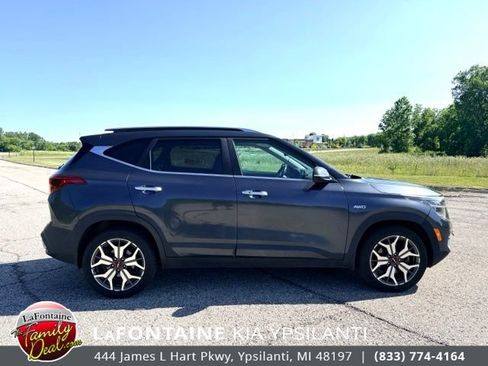 Used 2022 Kia Seltos SX AWD/4WD image 6