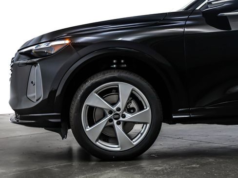 New 2025 Audi Q5 Premium Plus image 10