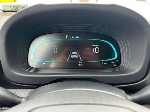 Used 2026 Hyundai Venue SE image 7