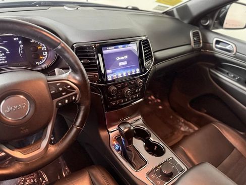 Used 2020 Jeep Grand Cherokee Limited X AWD/4WD image 18
