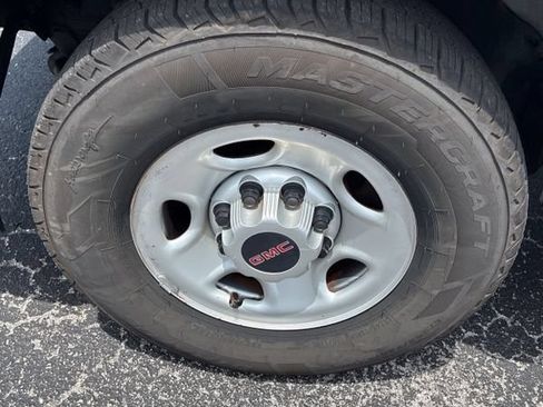 Used 2019 GMC Savana 2500 w/ Driver Convenience Package RWD image 10