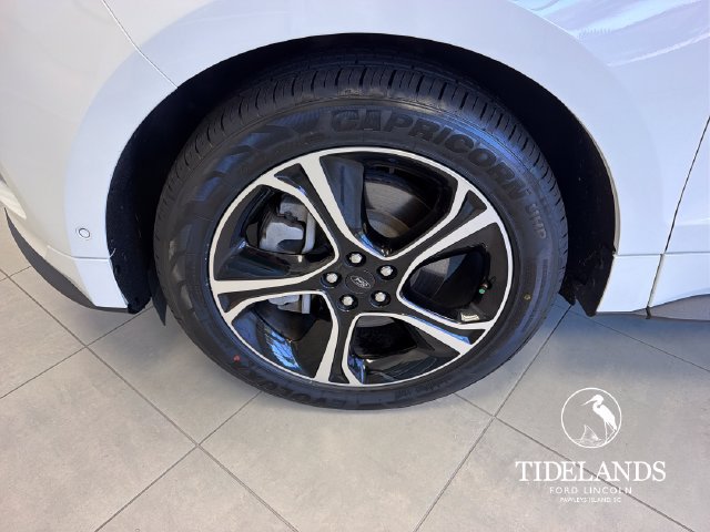 Certified 2022 Ford Edge ST w/ Equipment Group 401A AWD/4WD image 32