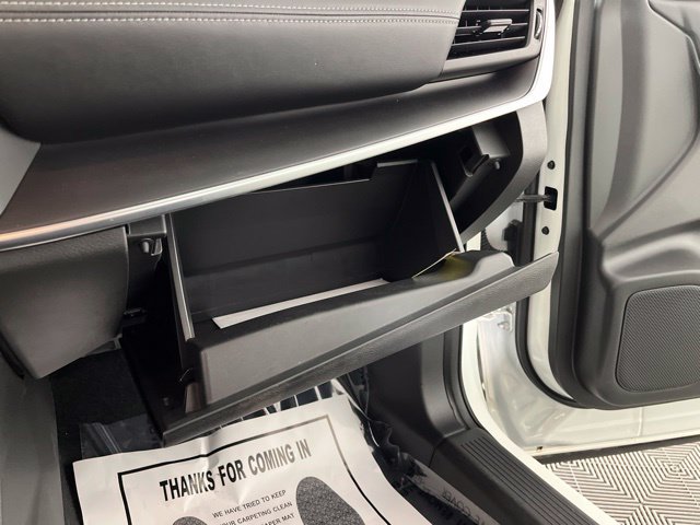 Certified 2025 Nissan Rogue S FWD image 36
