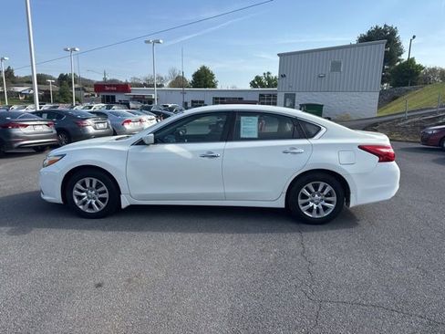 Used 2017 Nissan Altima 2.5 S w/ Power Driver Seat Package image 5