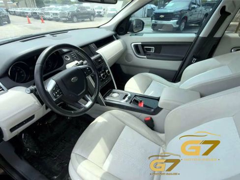 Used 2019 Land Rover Discovery Sport SE AWD/4WD image 9