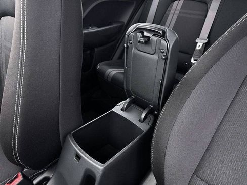 New 2026 Hyundai Venue SEL FWD image 18