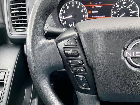 Certified 2023 Nissan Frontier S image 22