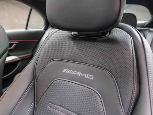 Used 2025 Mercedes-Benz E 53 AMG e 4MATIC Sedan image 21