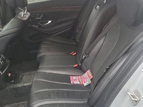 Used 2014 Mercedes-Benz S 550 Sedan image 11