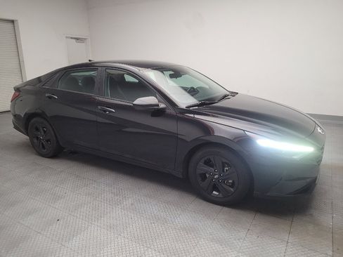Used 2021 Hyundai Elantra SEL w/ Convenience Package FWD image 11