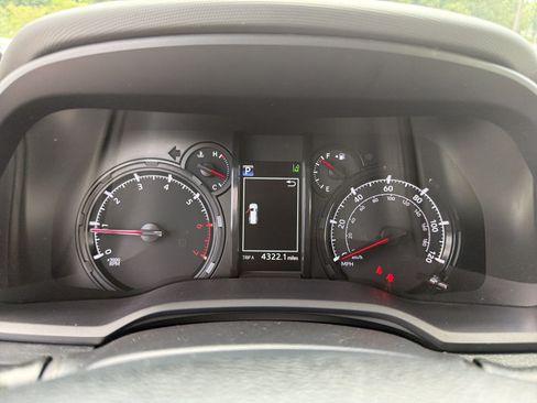 Certified 2024 Toyota 4Runner SR5 RWD image 12
