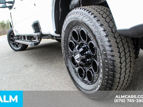 Used 2024 Ford F350 Lariat w/ Lariat Ultimate Package image 13