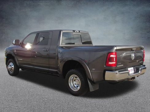 Used 2022 RAM 3500 Laramie AWD/4WD image 5