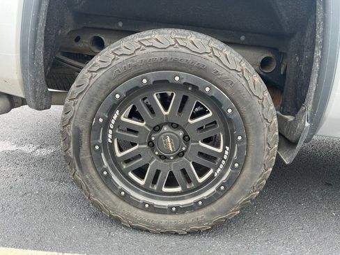 Used 2018 GMC Sierra 1500 Denali AWD/4WD image 11
