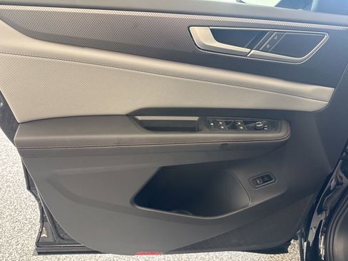 New 2026 Volkswagen Atlas Peak Edition AWD/4WD image 13