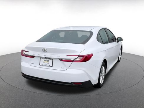 Used 2025 Toyota Camry LE image 6