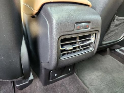 Used 2021 Lincoln Corsair Reserve w/ Equipment Group 201A image 29