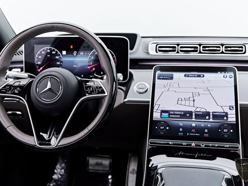 Used 2024 Mercedes-Benz Maybach S 680 4MATIC image 70
