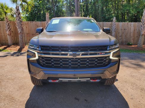 Used 2021 Chevrolet Tahoe Z71 w/ Z71 Signature Package AWD/4WD image 8