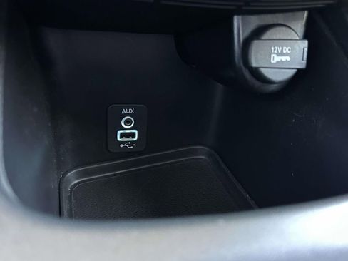 Used 2020 Dodge Journey SE w/ SE Popular Equipment Group FWD image 25