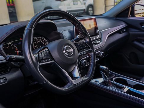 Certified 2023 Nissan Altima 2.5 SR image 14