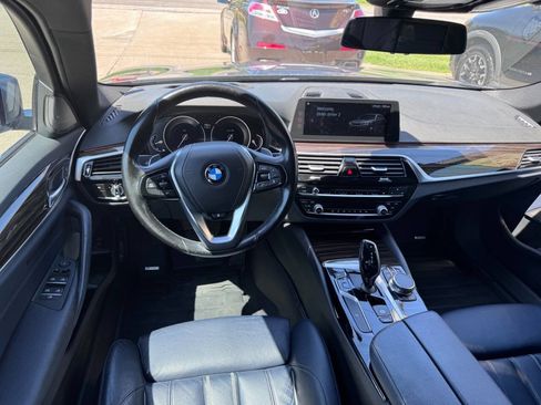 Used 2017 BMW 530i xDrive AWD/4WD image 18