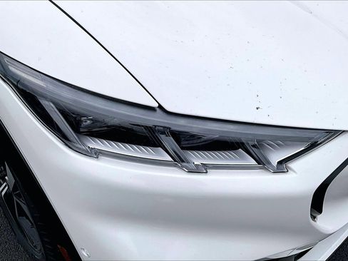 Used 2021 Ford Mustang Mach-E Premium image 27