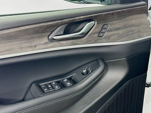 New 2025 Jeep Grand Cherokee Limited AWD/4WD image 18