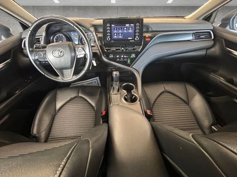 Used 2021 Toyota Camry SE FWD image 25