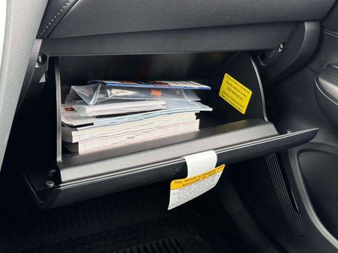 Certified 2023 Toyota Venza Nightshade image 32