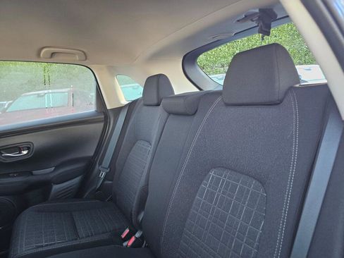 Certified 2025 Honda HR-V LX image 17