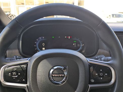 Certified 2024 Volvo S90 T8 Ultimate w/ Lounge Package image 27