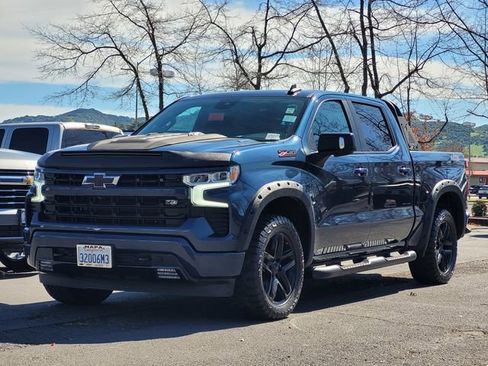 Used 2022 Chevrolet Silverado 1500 RST w/ Convenience Package II image 10