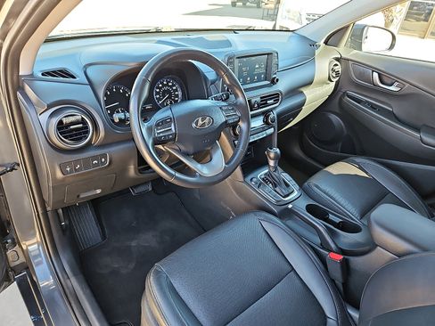 Used 2020 Hyundai Kona Limited w/ Cargo Package image 10
