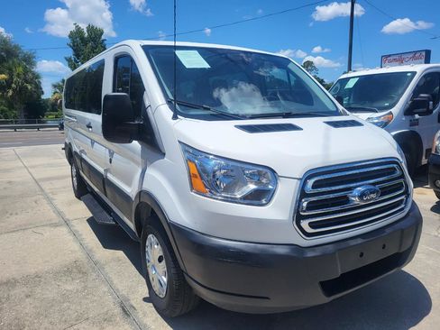 Used 2016 Ford Transit 350 XLT RWD image 7