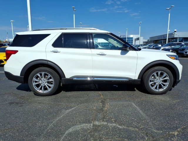 Used 2023 Ford Explorer Limited w/ Limited Technology Package AWD/4WD image 11