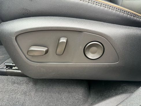 New 2026 Chevrolet Traverse High Country image 9