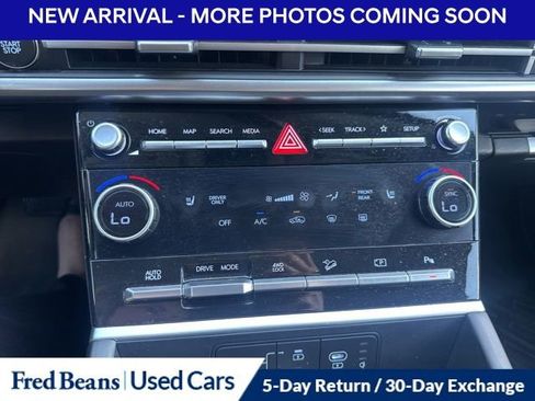 Used 2025 Hyundai Santa Fe SEL AWD/4WD image 4
