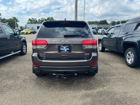 Used 2018 Jeep Grand Cherokee Limited AWD/4WD image 10