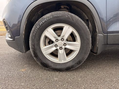 Used 2018 Chevrolet Trax LT w/ Driver Confidence Package image 17