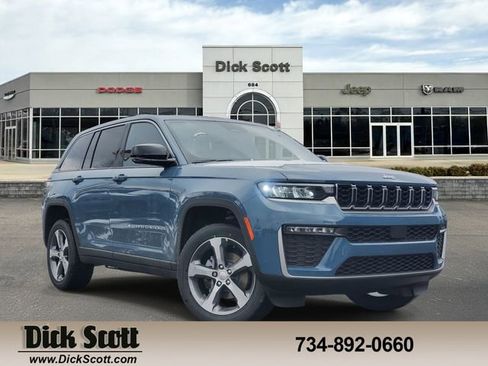 New 2026 Jeep Grand Cherokee Limited AWD/4WD image 1