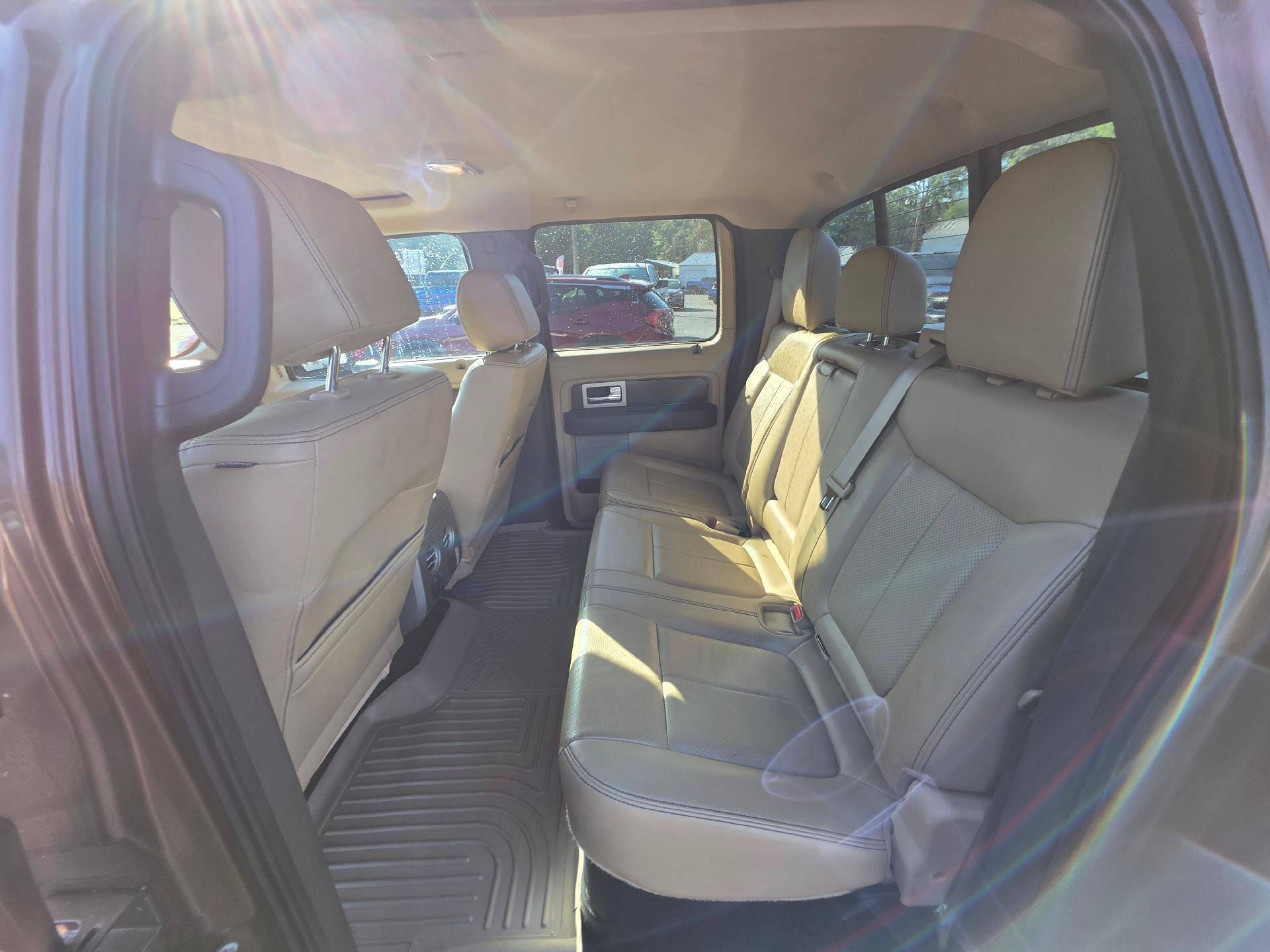 Used 2012 Ford F150 Lariat w/ Lariat Chrome Pkg RWD image 9