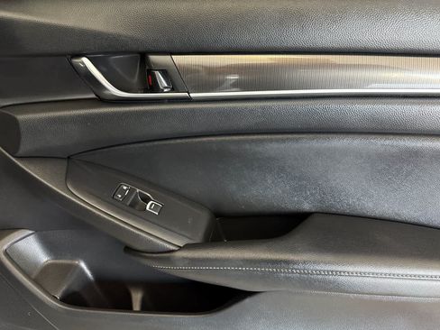 Used 2020 Honda Accord Sport image 18