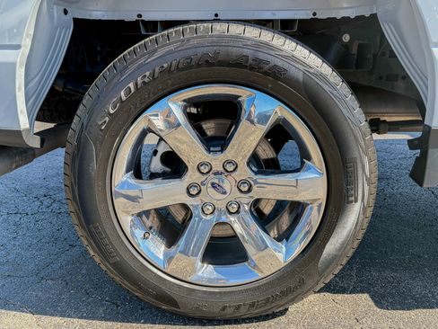 Used 2022 Ford F150 XLT w/ Equipment Group 302A High AWD/4WD image 4