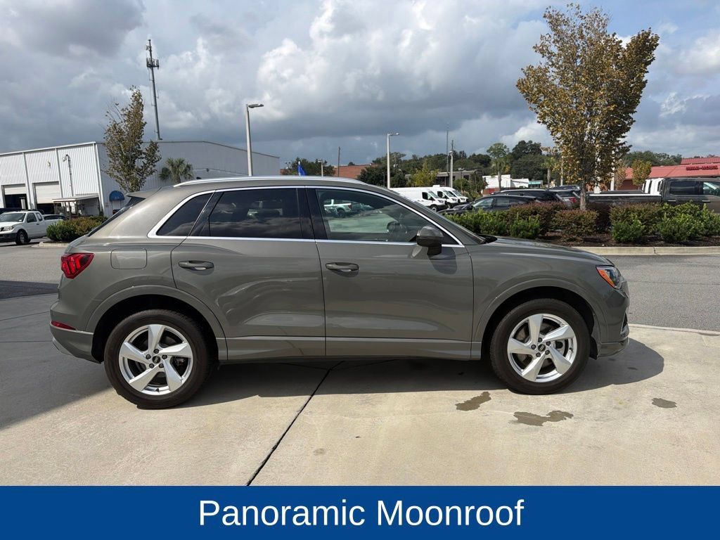 Used 2021 Audi Q3 2.0T Premium AWD/4WD image 2