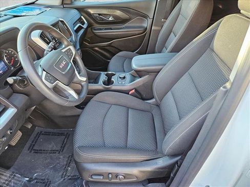 Certified 2023 GMC Terrain SLE w/ Driver Convenience Package image 13